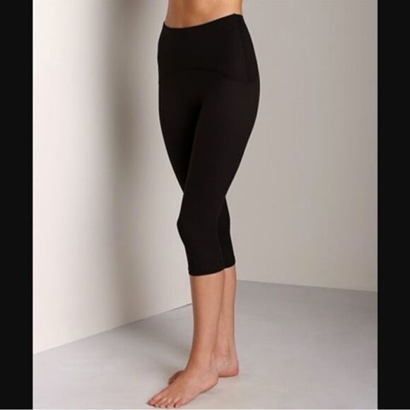 Spanx High Rise Tummy Control Cropped Leggings In Navy Blue Size S - Picture 1 of 7
